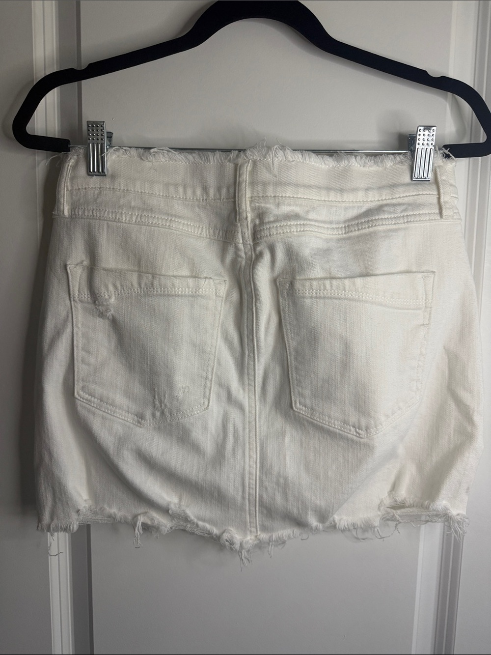 Express White Distressed Denim Mini Skirt - Picture 2 of 2